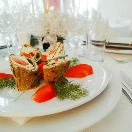 Комплекс Овеч Hotel *
