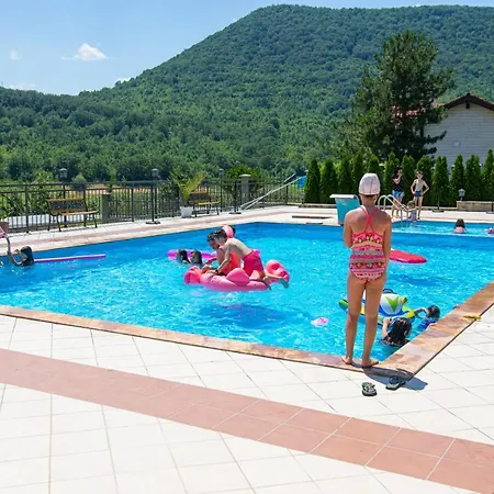 Комплекс Овеч Hotel Asparukhovo (Dalgopol)